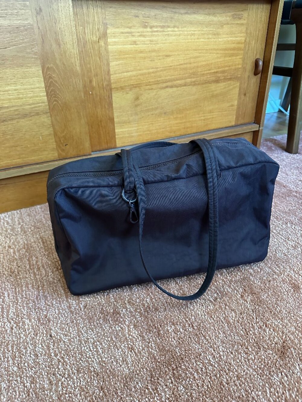 BAGGU Nylon Bowler Bag in Chocolate Plum - Picture 2 of 9